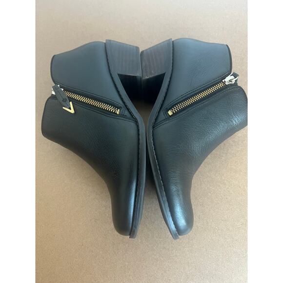 Vionic Jolene Black Leather Round Toe Zip Side Stacked Heel Ankle Bootie Sz 7 - Picture 5 of 12